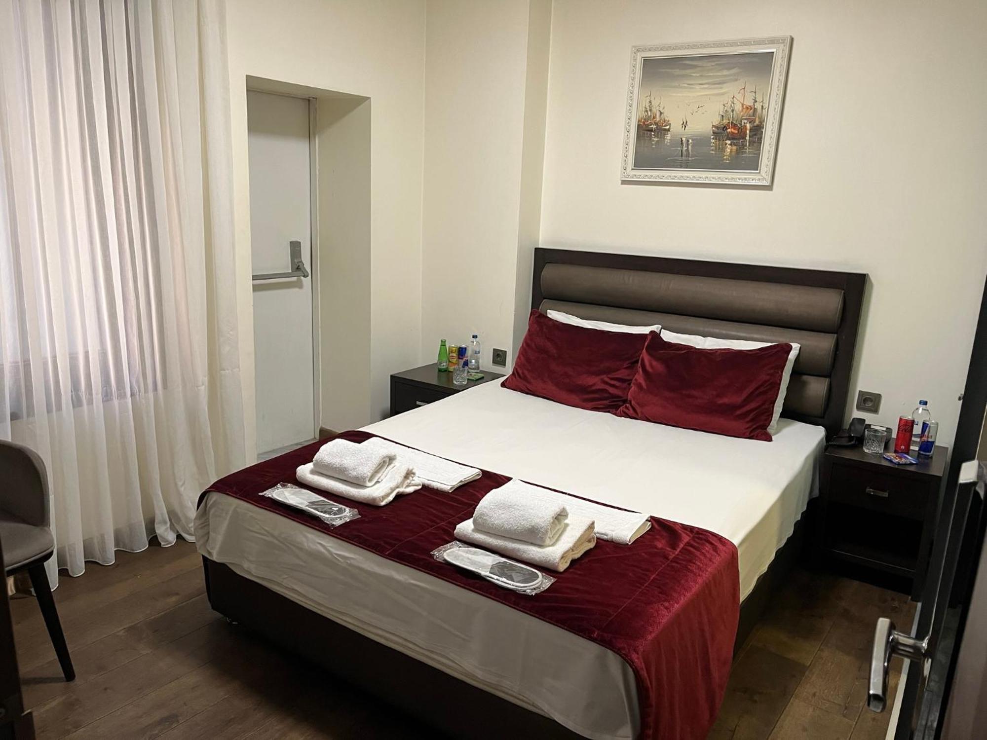Pandora Otel