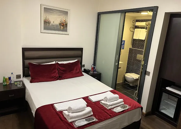 Pandora Hotel